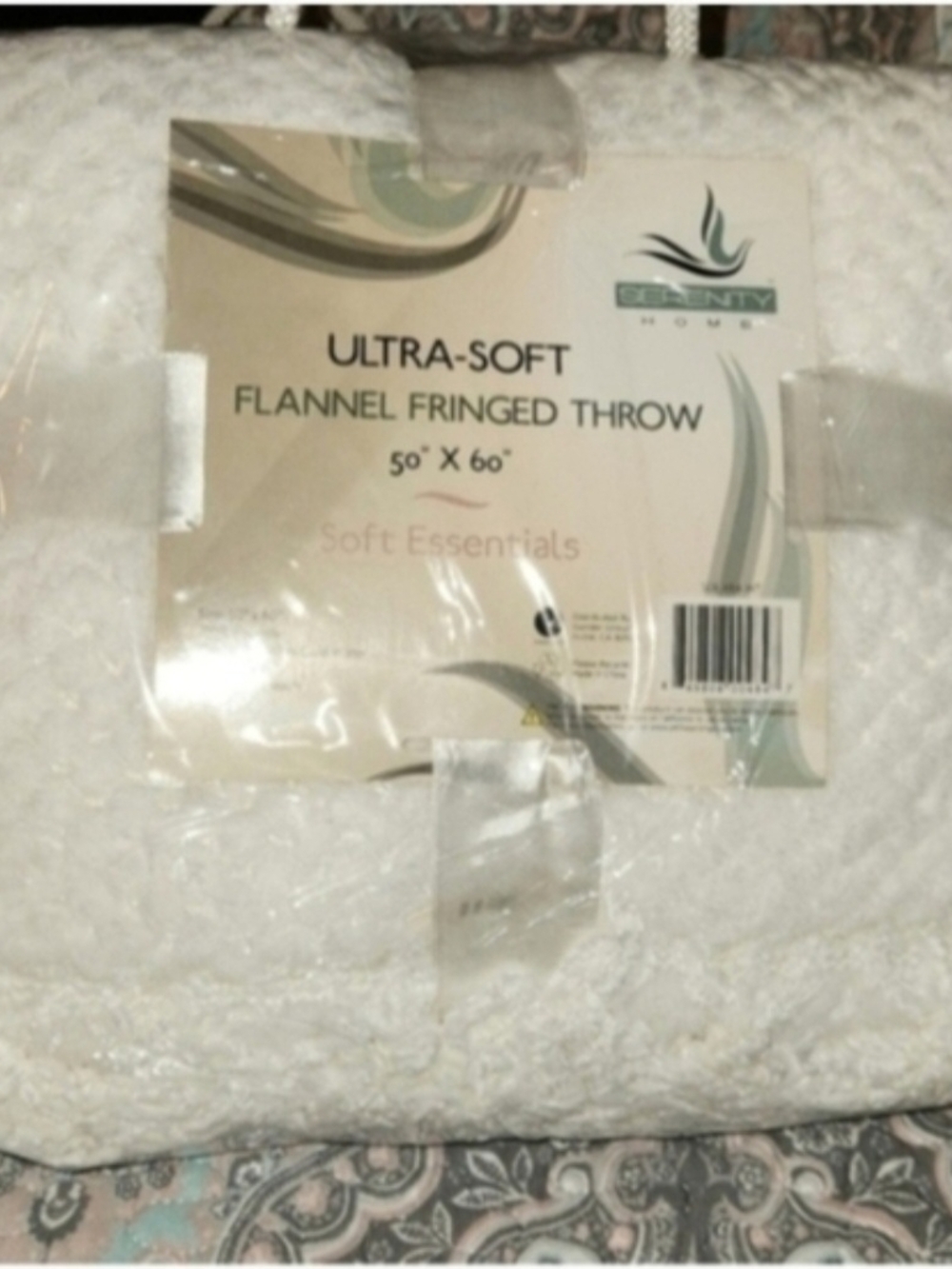 Ultra-Soft Flannel Fringed Throw - Cream